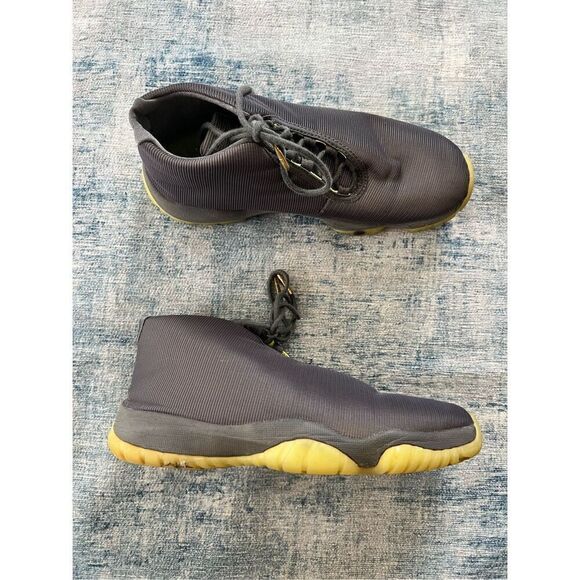 Nike Air Jordon Future Gray Sneakers Men's Size 8 - Picture 1 of 8